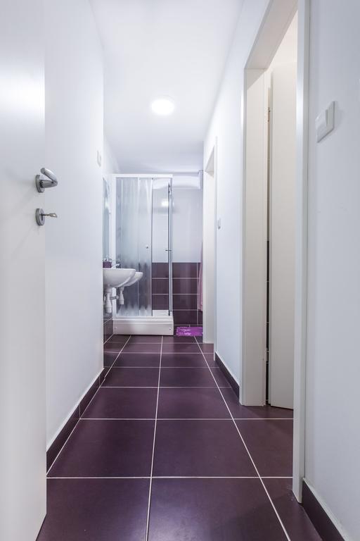 Downtown Hostel Split Bagian luar foto