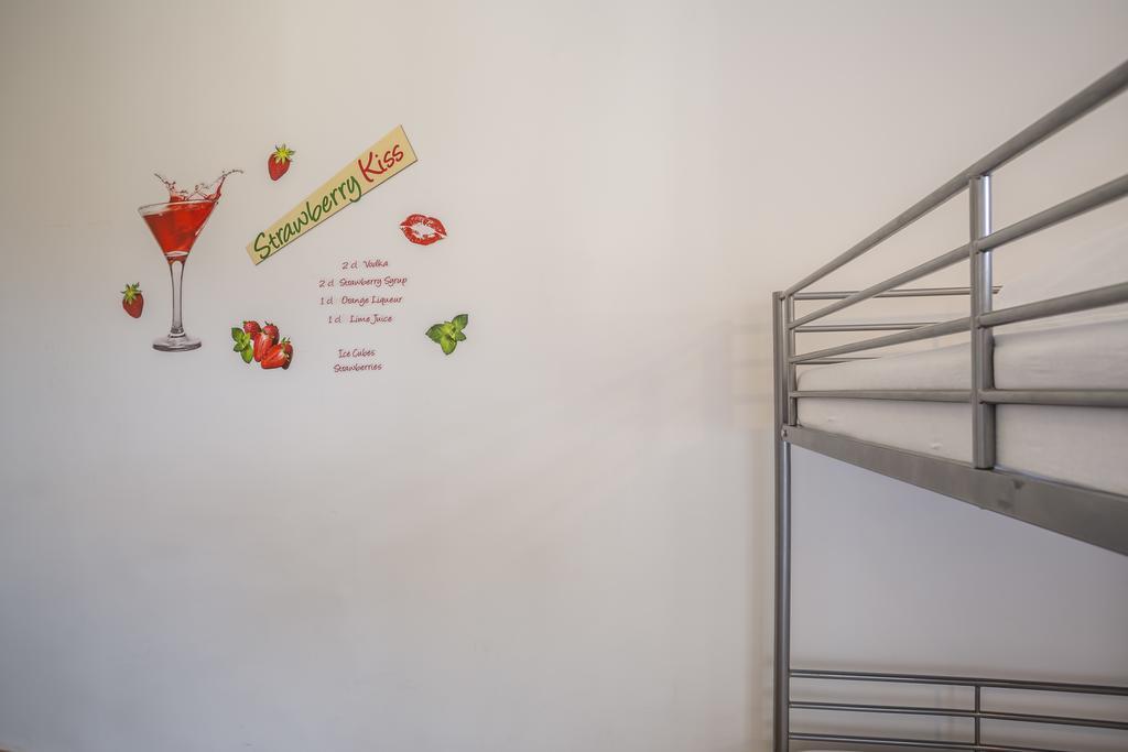 Downtown Hostel Split Bagian luar foto